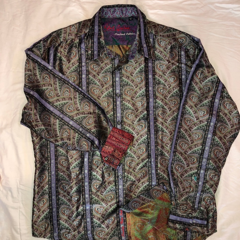 Robert Graham Limited Edition "Viola"